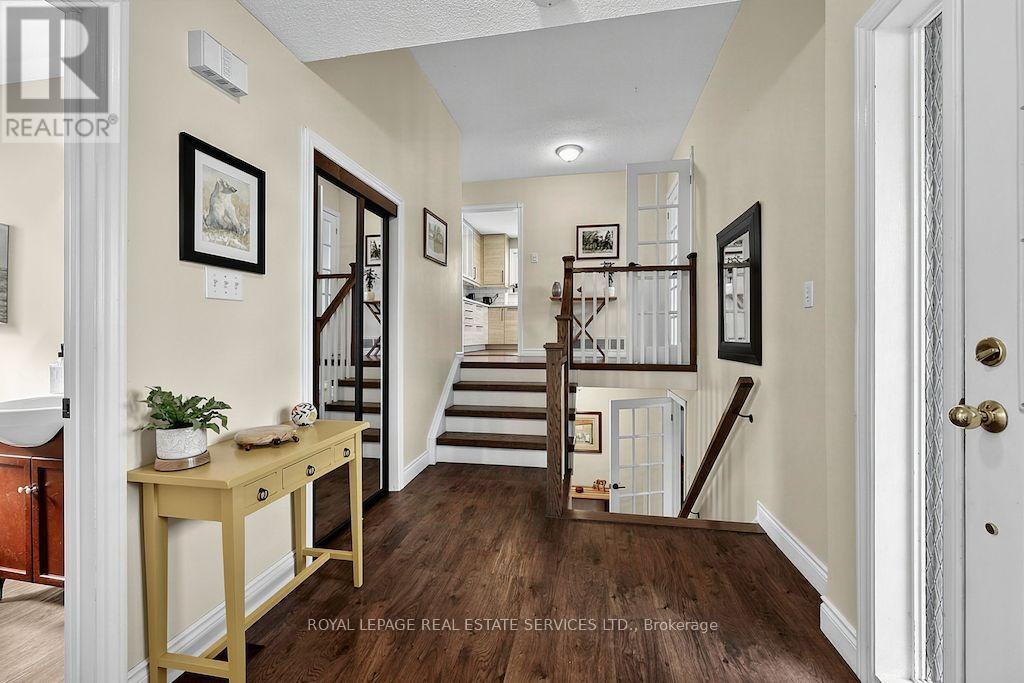 207 CAMILLA CRESCENT - Image 4