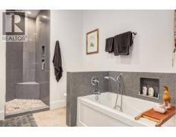 492 Cottage Dr, Qualicum Beach, BC V9K2T3 Photo 67