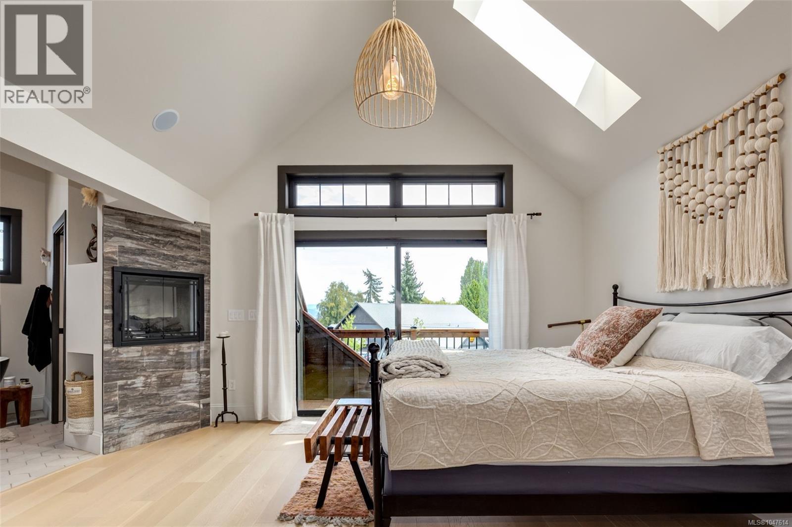 492 Cottage Dr - 44