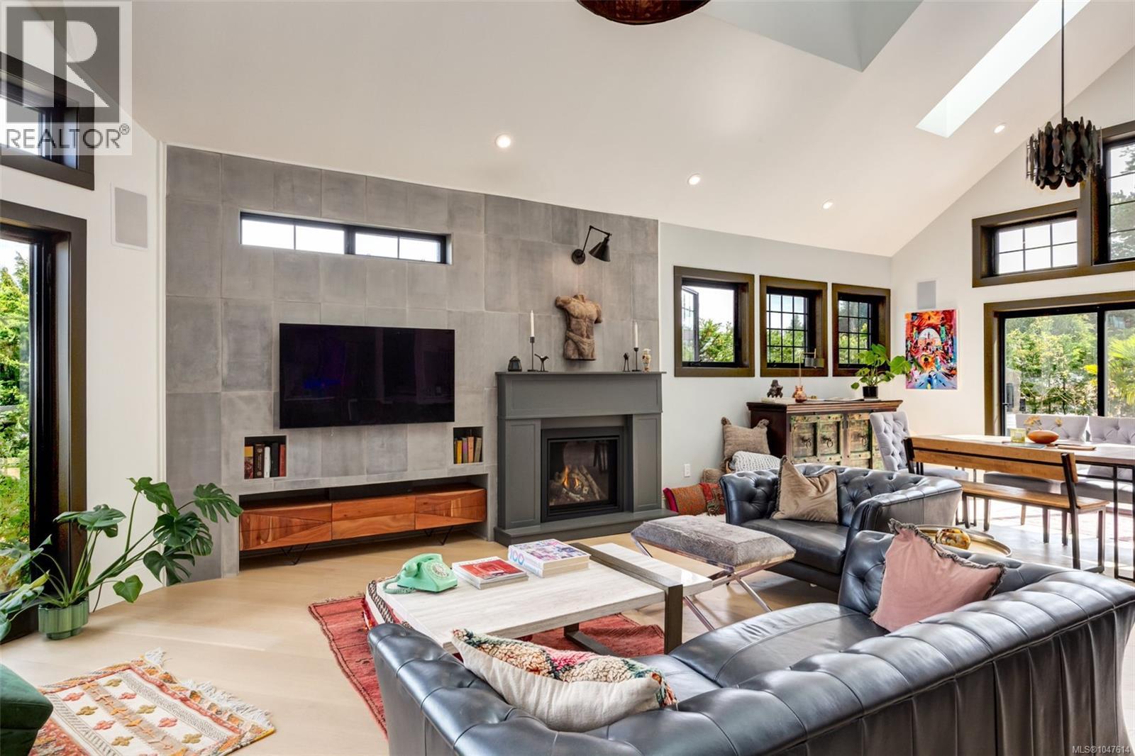 492 Cottage Dr - 16