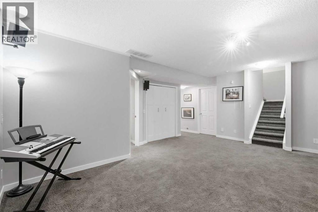 249 Inverness Park SE - Image 24