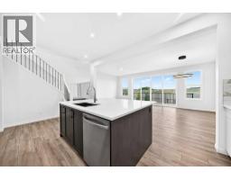 Kitchen - 344 Herron Landing Ne, Calgary, AB T3P2R5 Photo 6