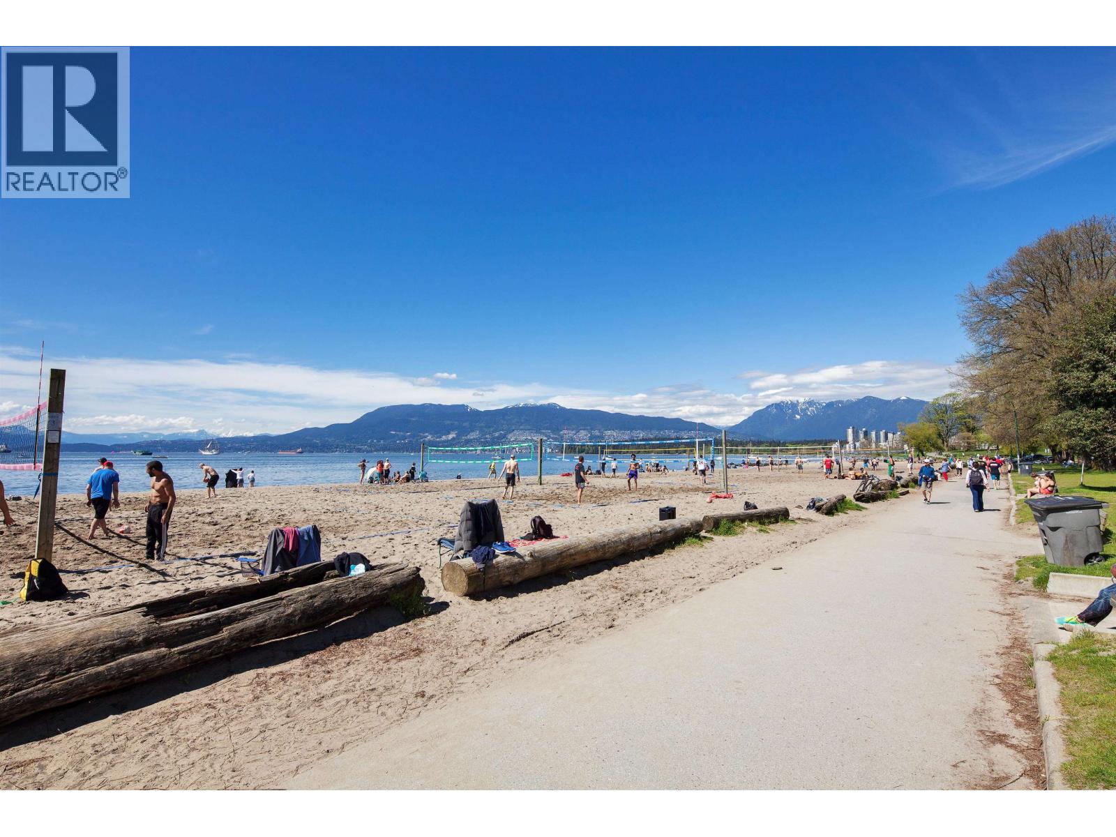 1325/27 LABURNUM STREET, Vancouver