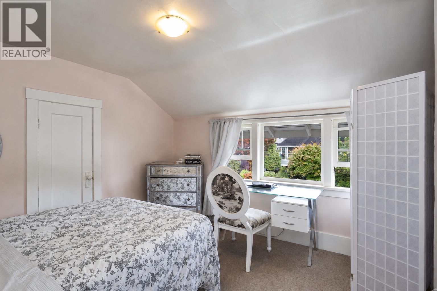1325/27 LABURNUM STREET, Vancouver