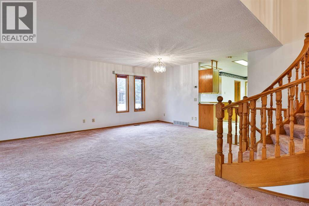 527 2 Street N - Image 10