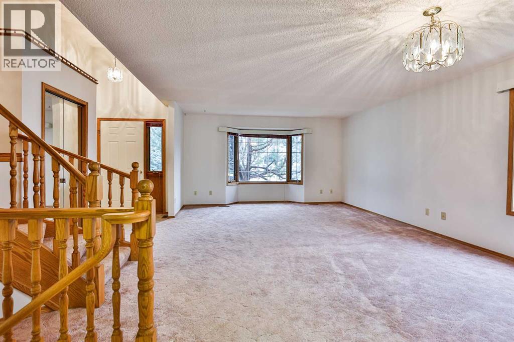 527 2 Street N - Image 12