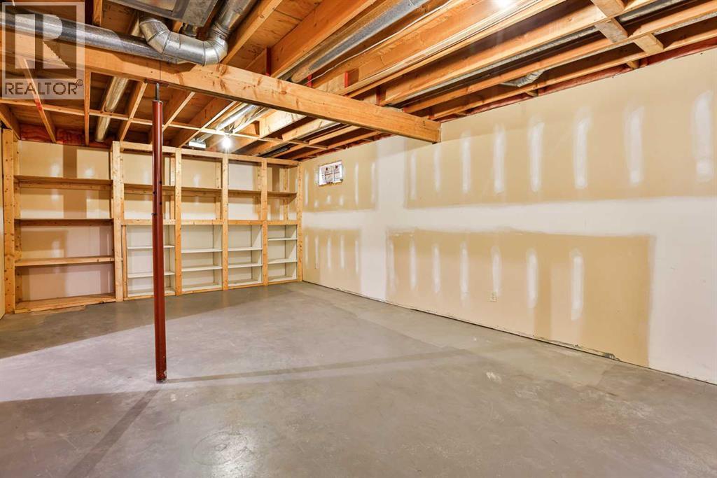 527 2 Street N - Image 31