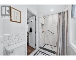 Bedroom - 100 Brunswick Street, Stratford, ON N5A3M1 Photo 37
