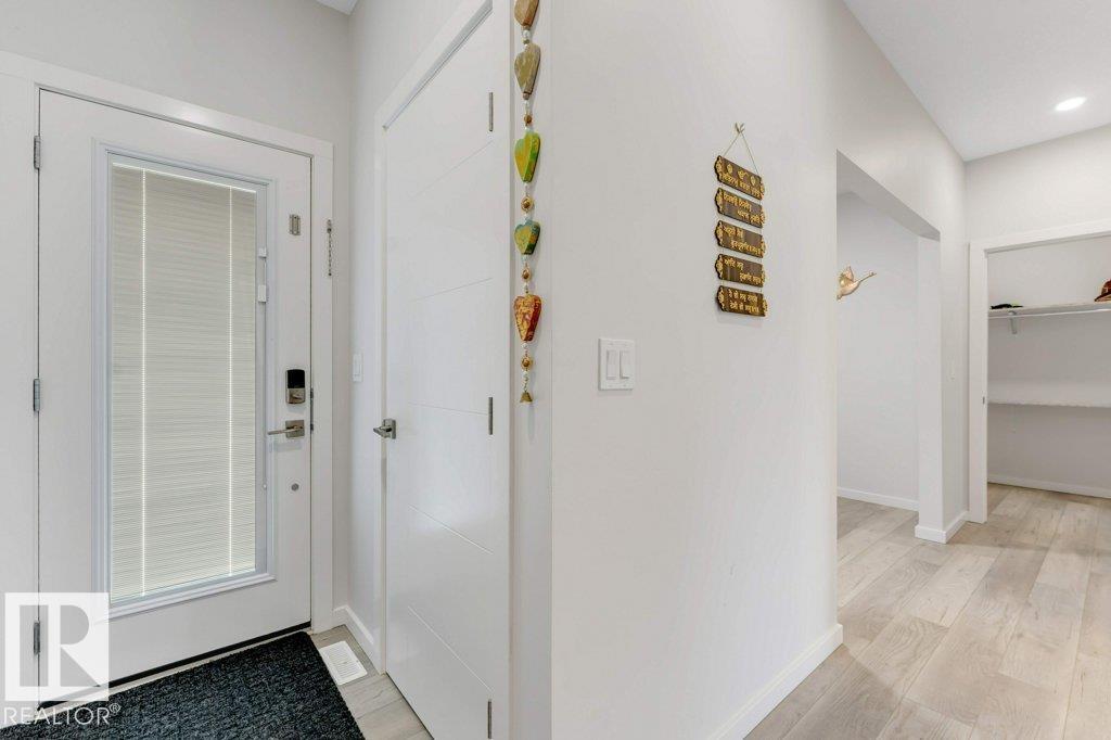 3111 9 ST NW - 12