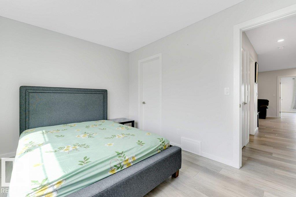 3111 9 ST NW - 36
