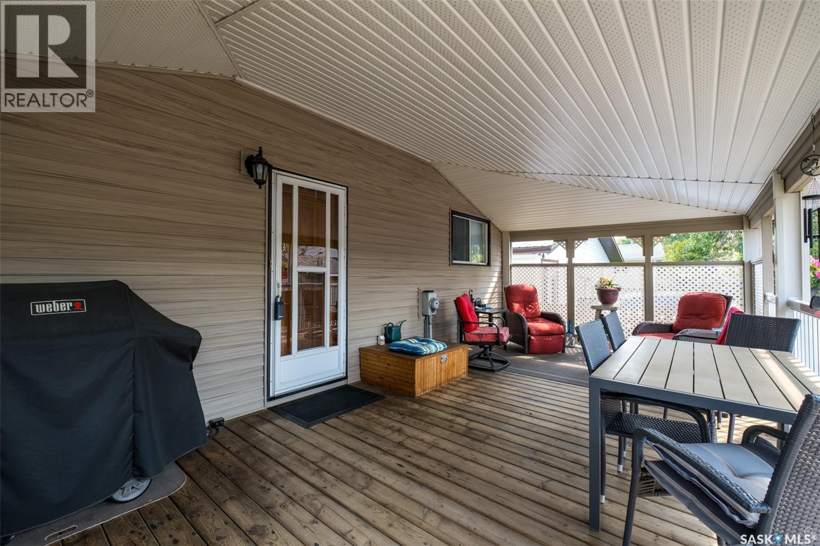 21 Plaxton PLACE - 23