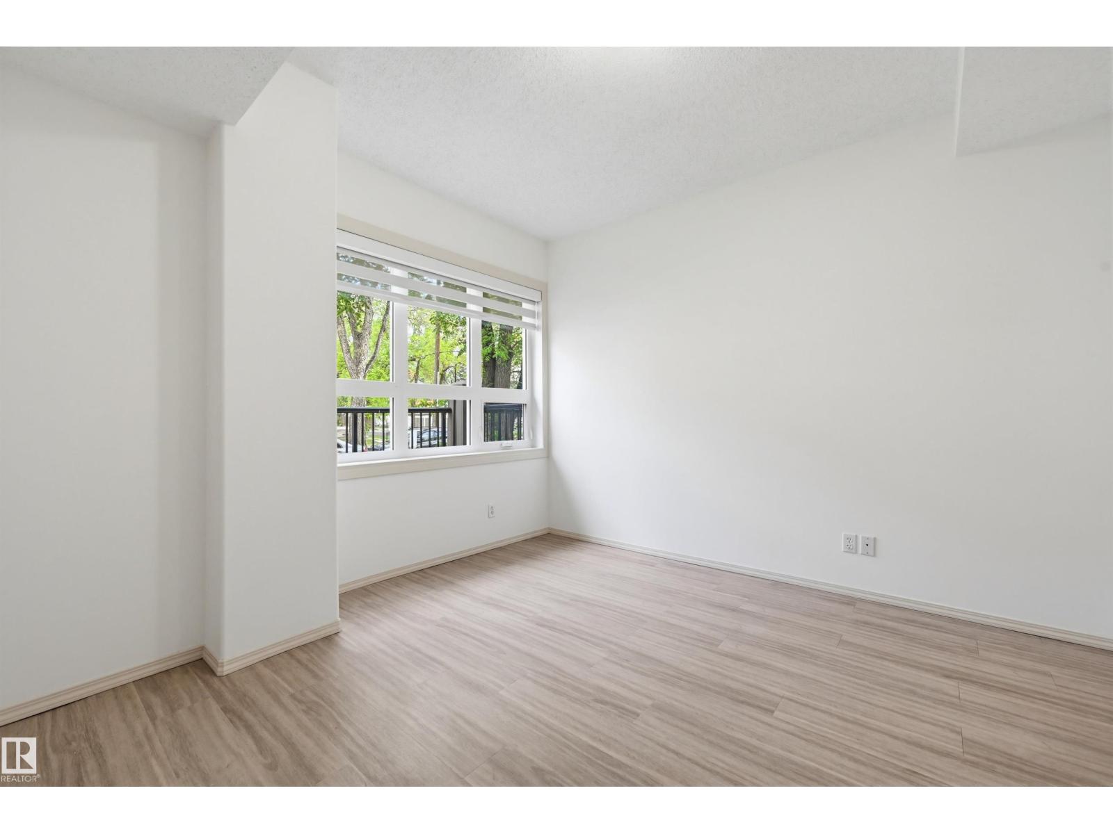 #102 11103 84 AV NW - 13