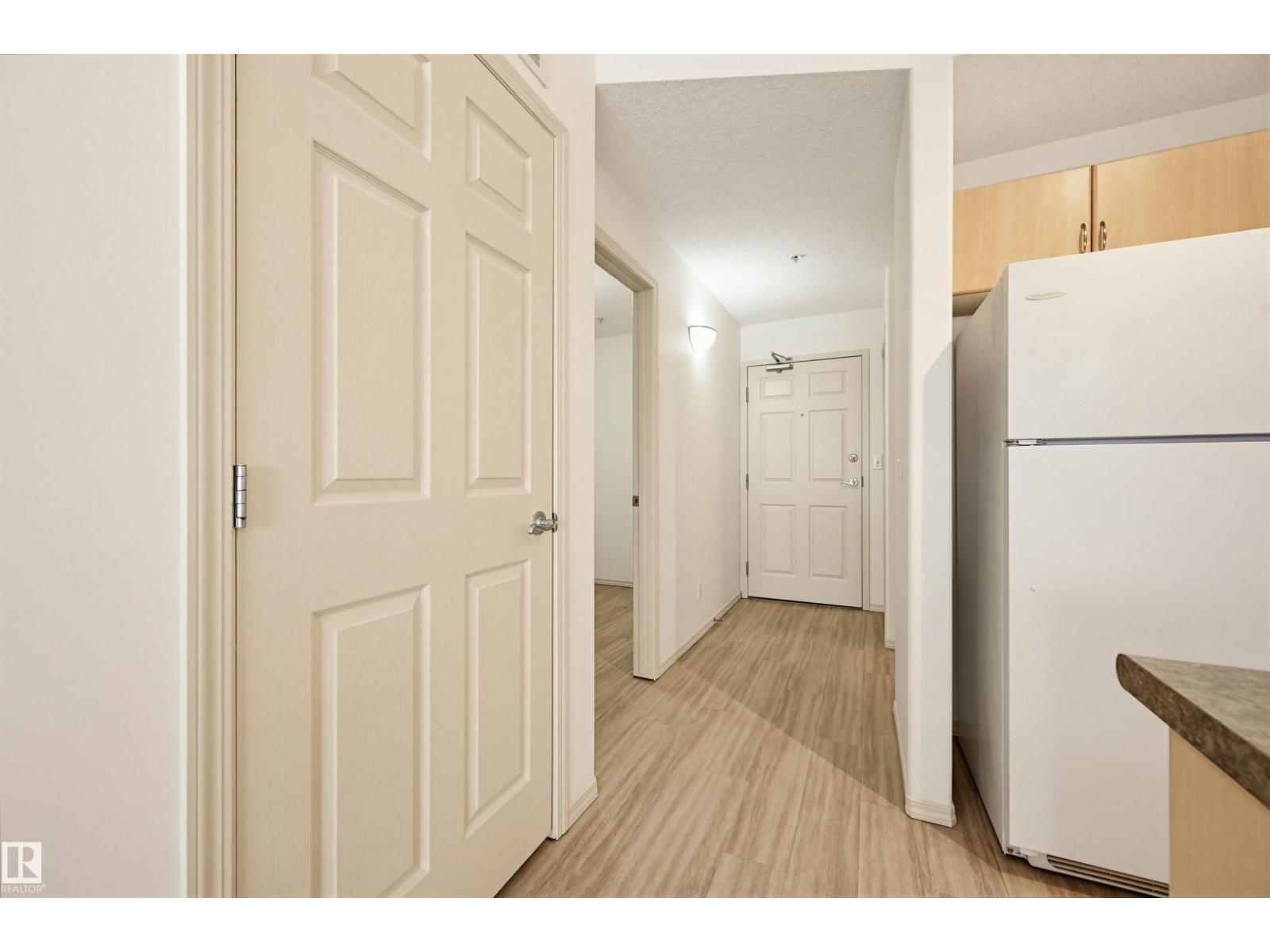 #102 11103 84 AV NW - 11