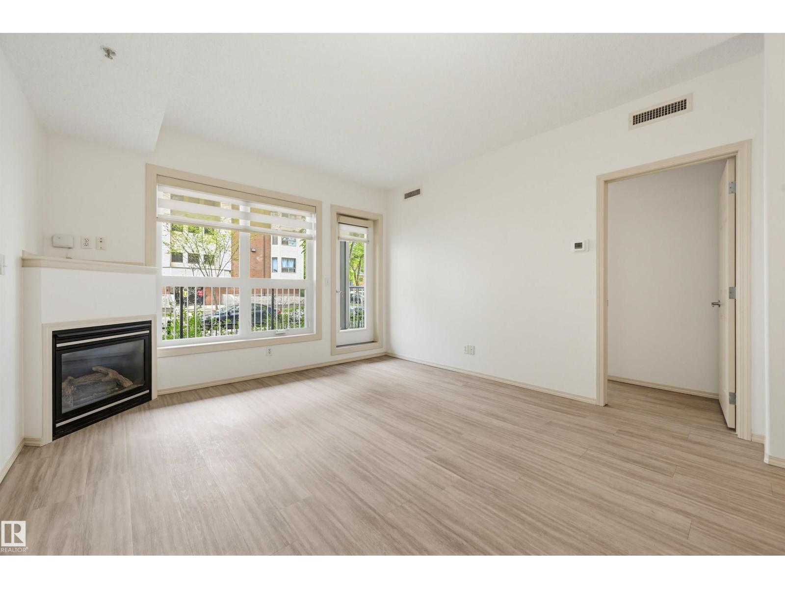 #102 11103 84 AV NW - Image 3