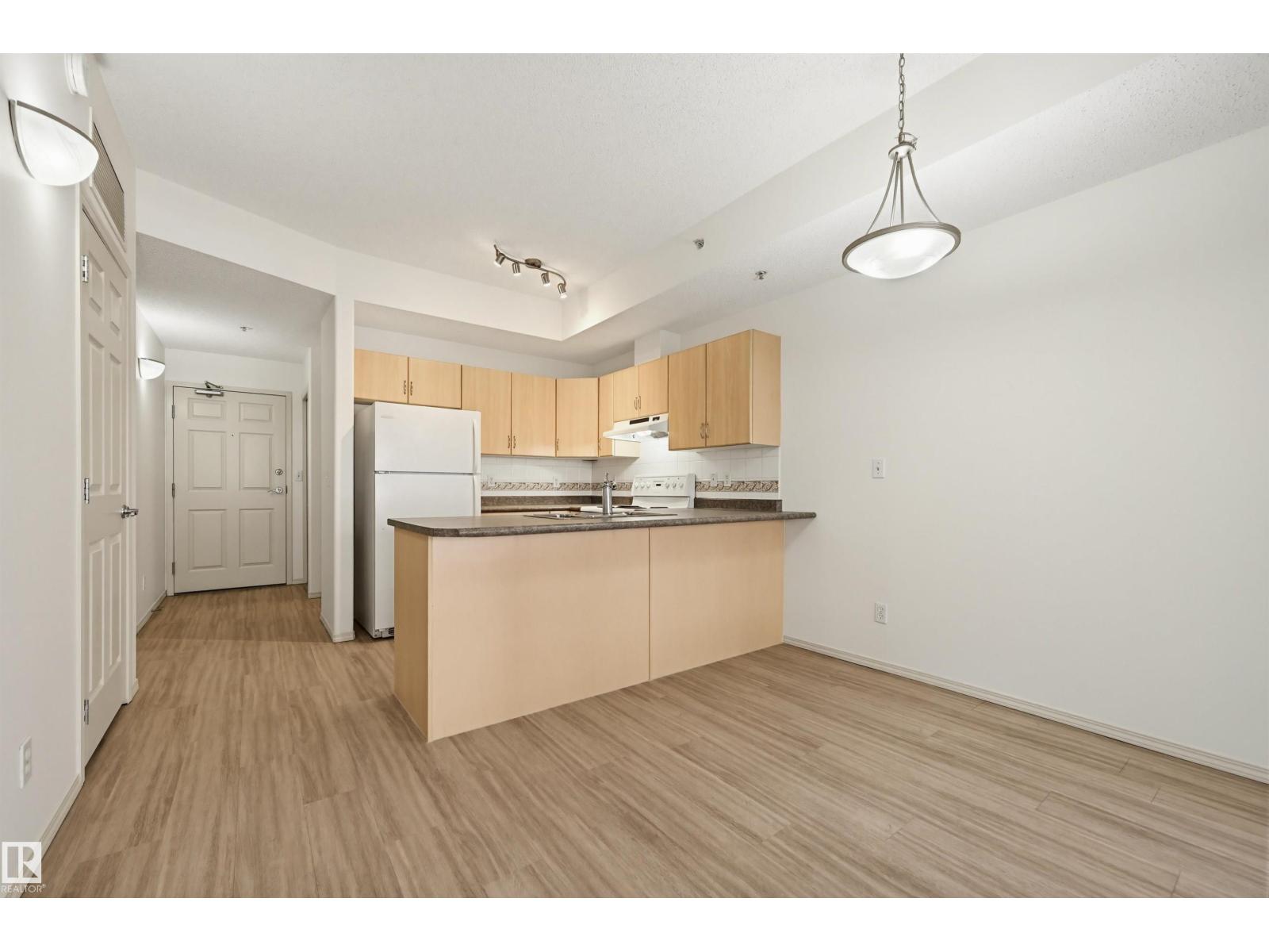 #102 11103 84 AV NW - Image 7
