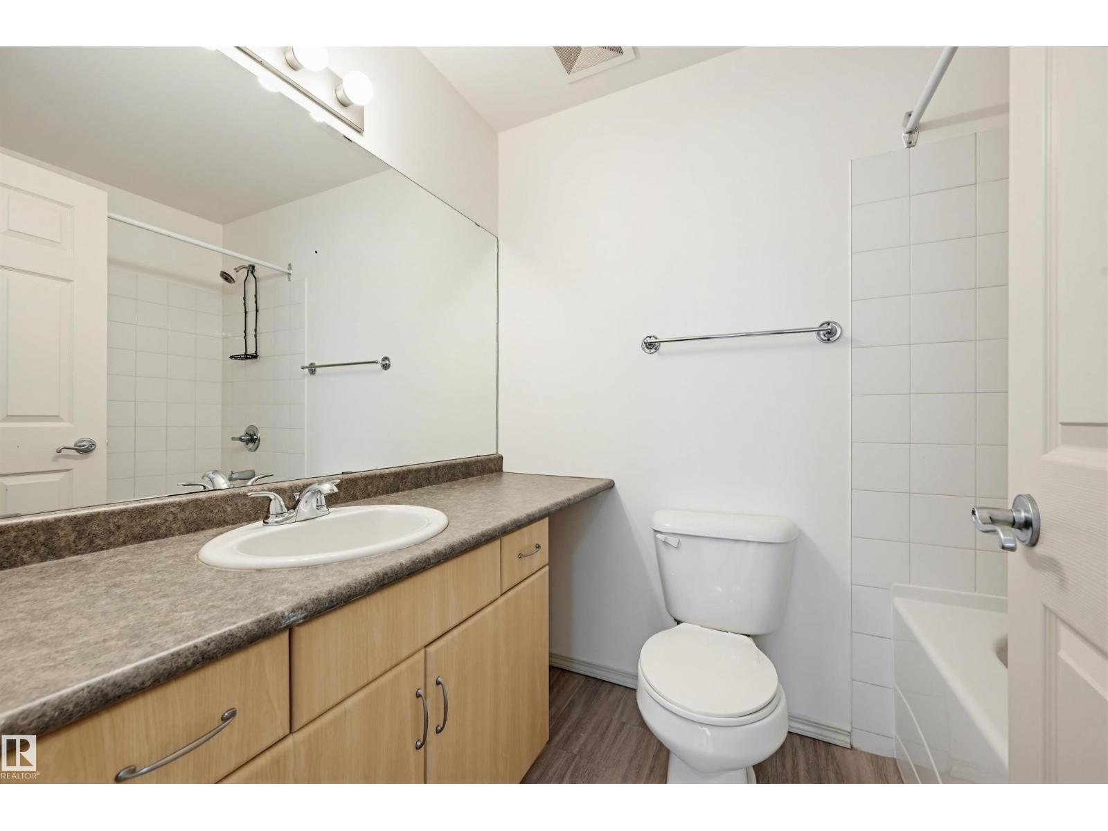 #102 11103 84 AV NW - 17