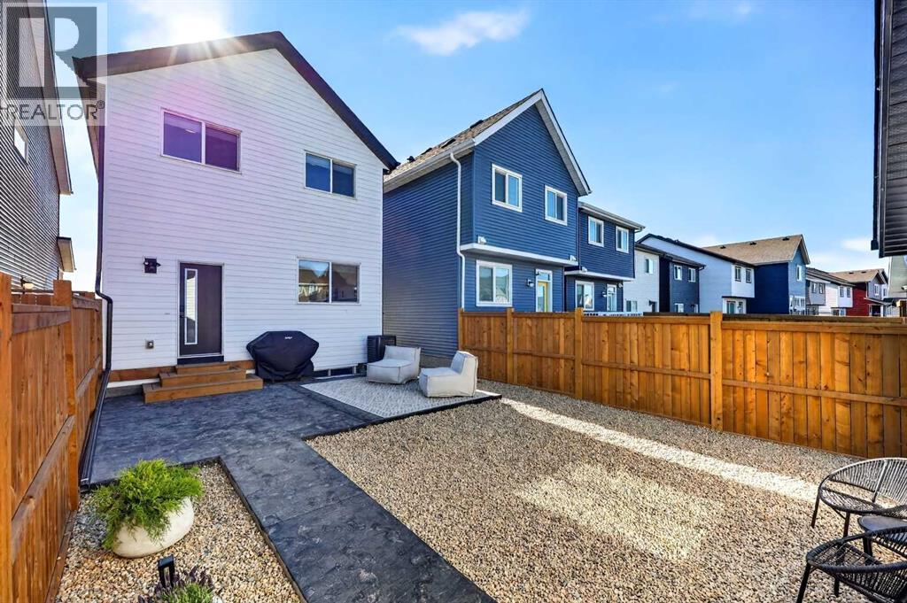 87 Heirloom Boulevard SE - Image 32