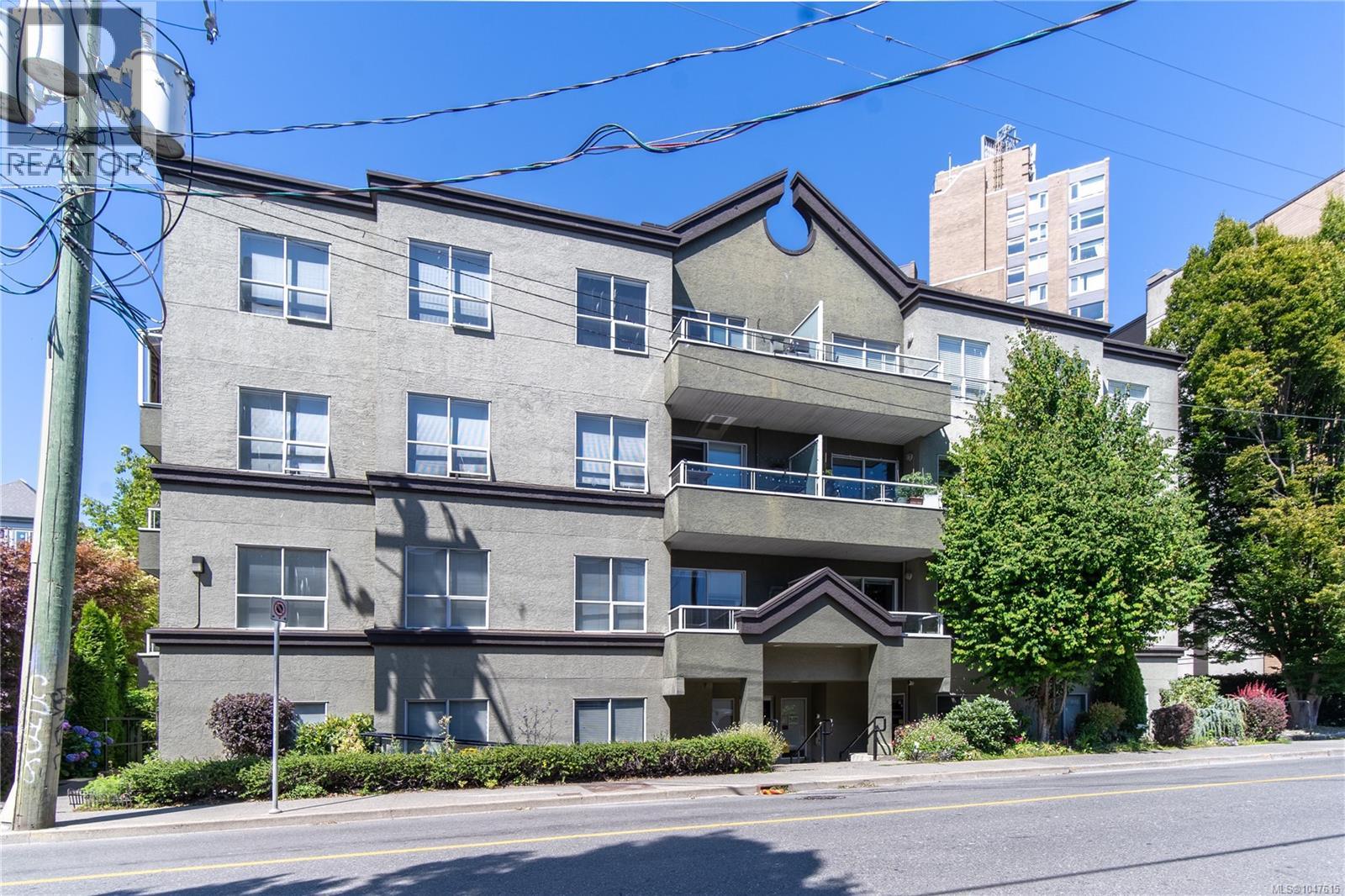 #304 832 Fisgard St - 1