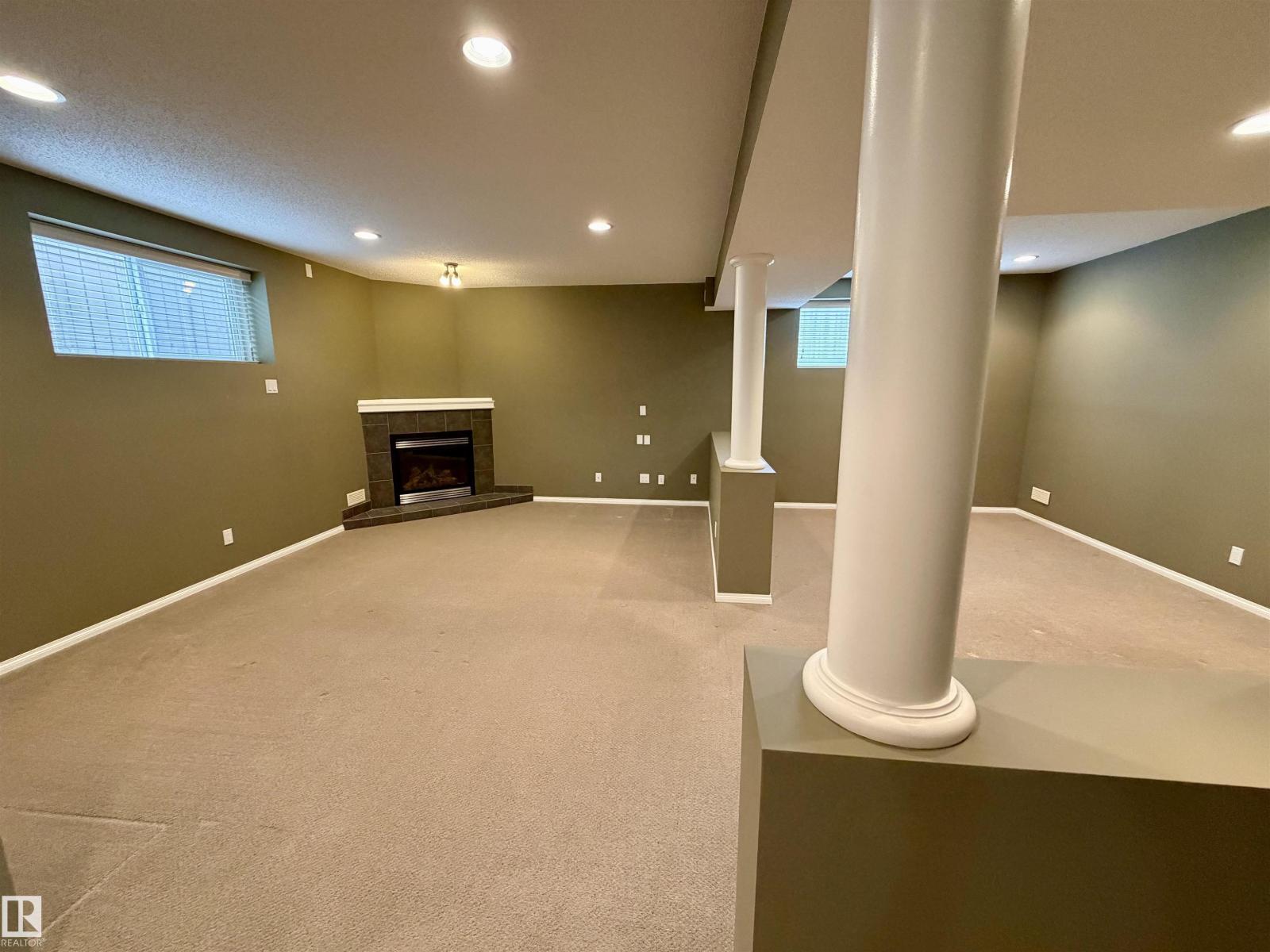 36 NEWCASTLE CLOSE - Image 19