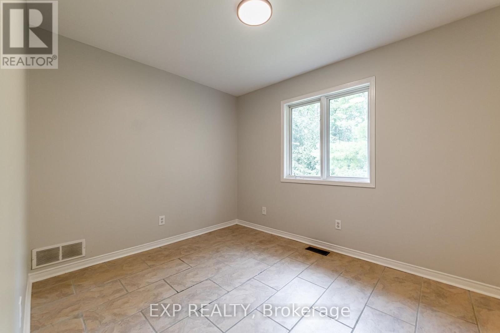 511 TOWNLINE ROAD - Image 19