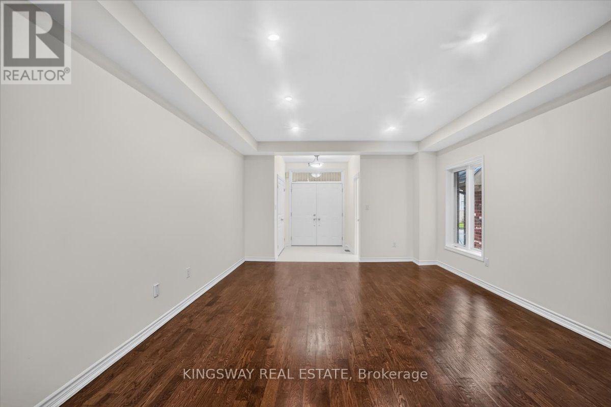 8 MONKTON CIRCLE - 4