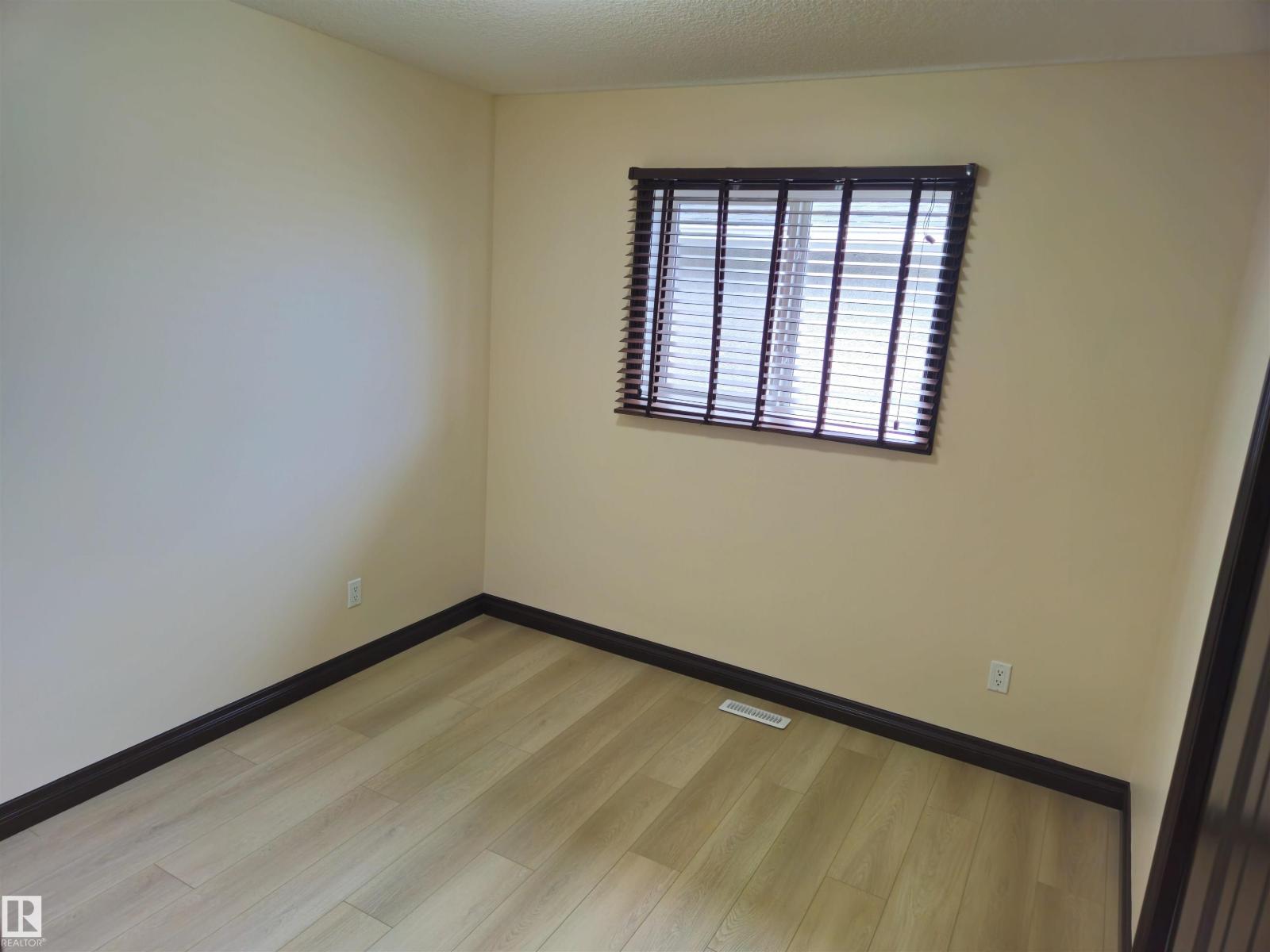 11625 88 ST NW - Image 52
