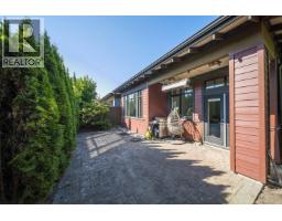 5066 Springs Boulevard, Delta, BC V4M0A7 Photo 9