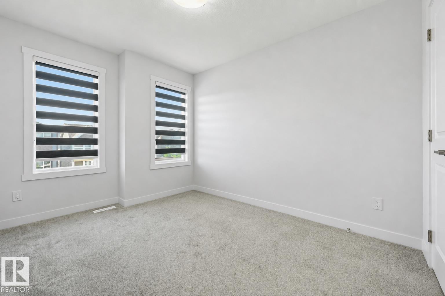 918 DANIELS LO SW - Image 20