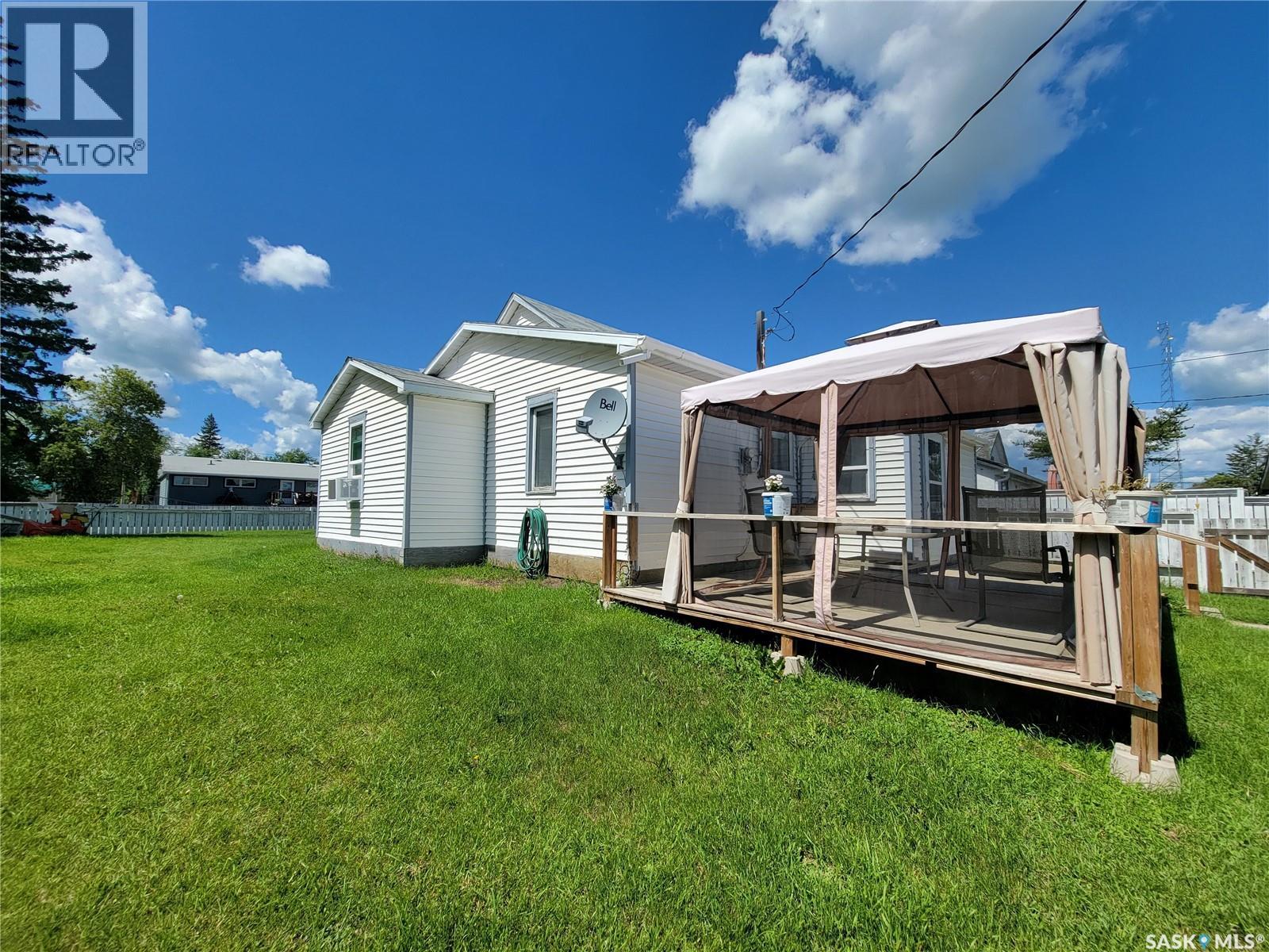 118 1st STREET W - Image 19
