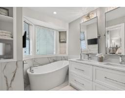 16379 9 Avenue, Surrey, BC V4A9B5 Photo 27