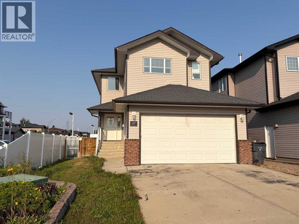 197 Vista Road SE - 1