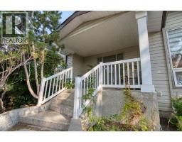 3733 21 Avenue S - photo 2
