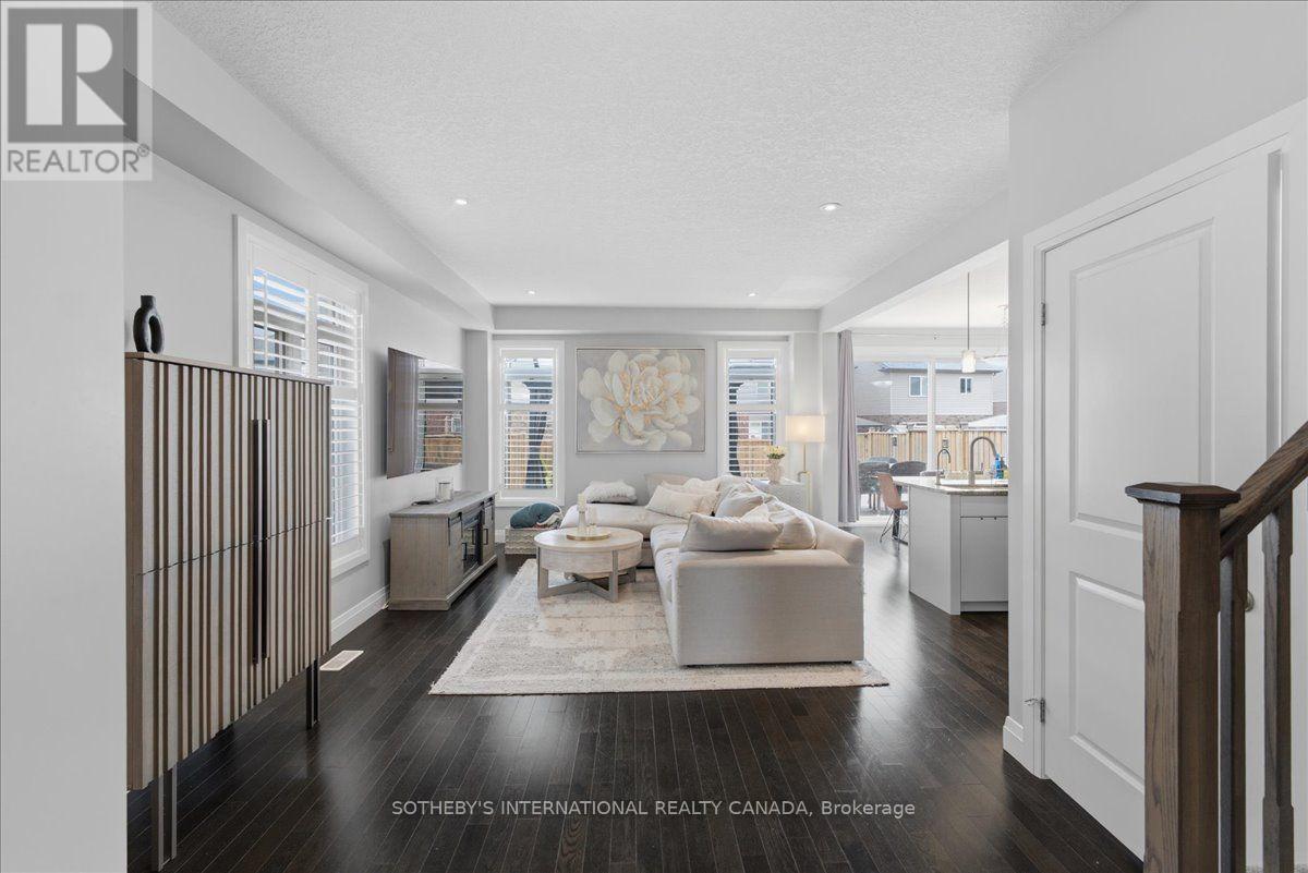 356 FREURE DRIVE - Image 7