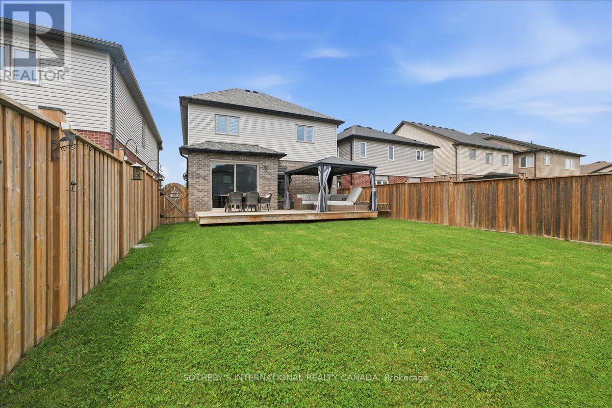 356 FREURE DRIVE - Image 34