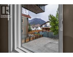 102, 417 Beaver Street, Banff, AB T1L1G3 Photo 32