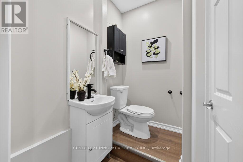 #13 3071 TREADWELLS DRIVE - 12