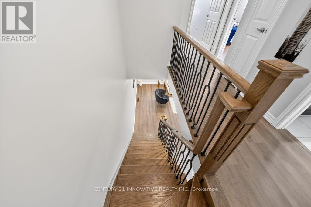 #13 3071 TREADWELLS DRIVE - 30