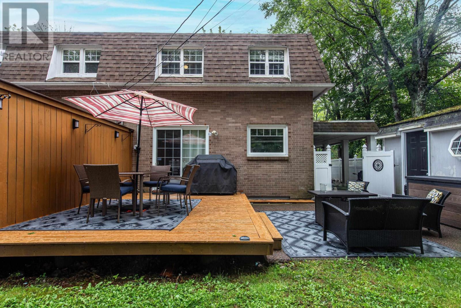 6 Plateau Crescent - 25