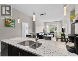 Living room - 417 2655 Sooke Rd, Langford, BC V9B1Y3 Photo 6