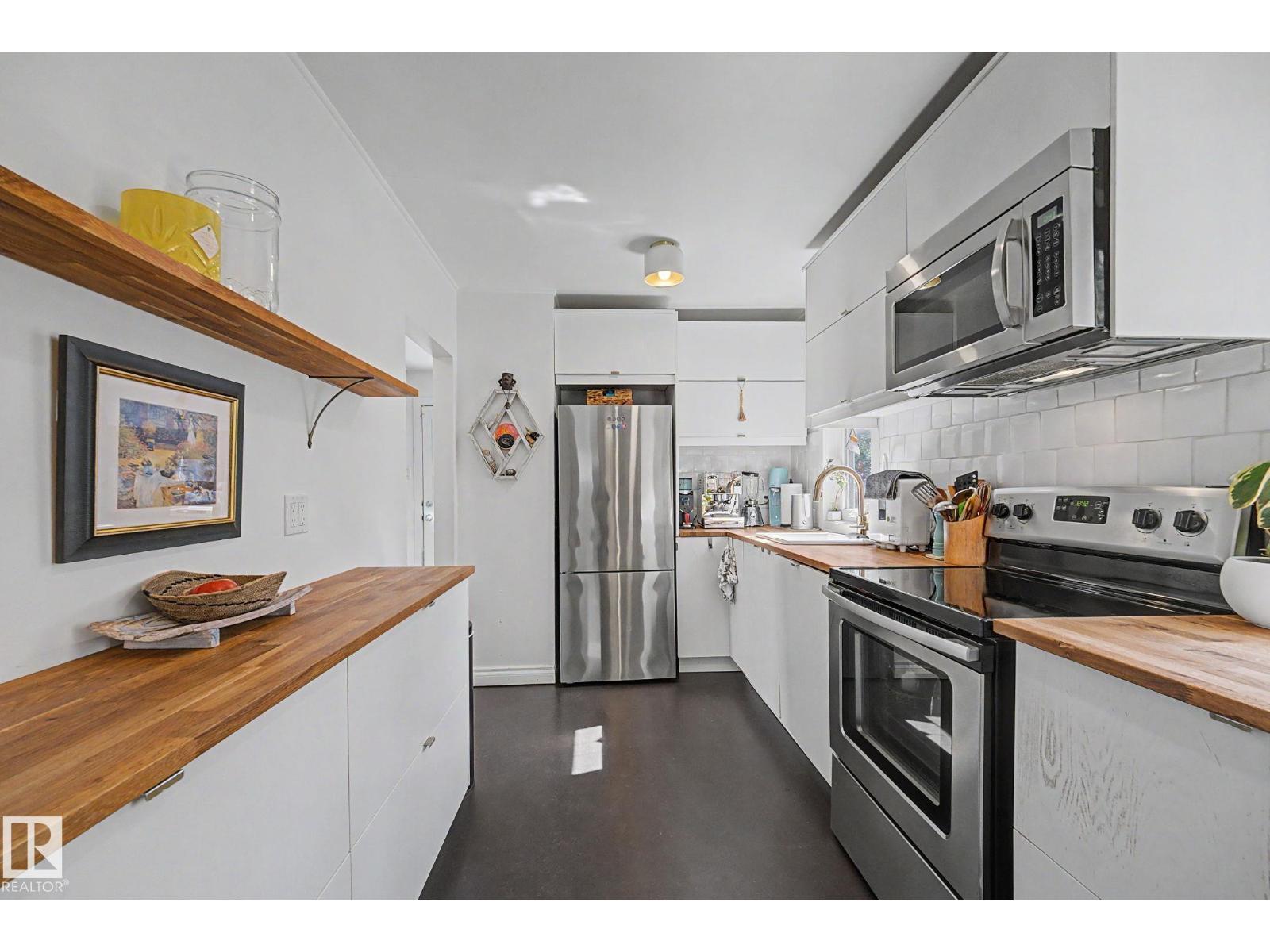 12131 126 ST NW - 12