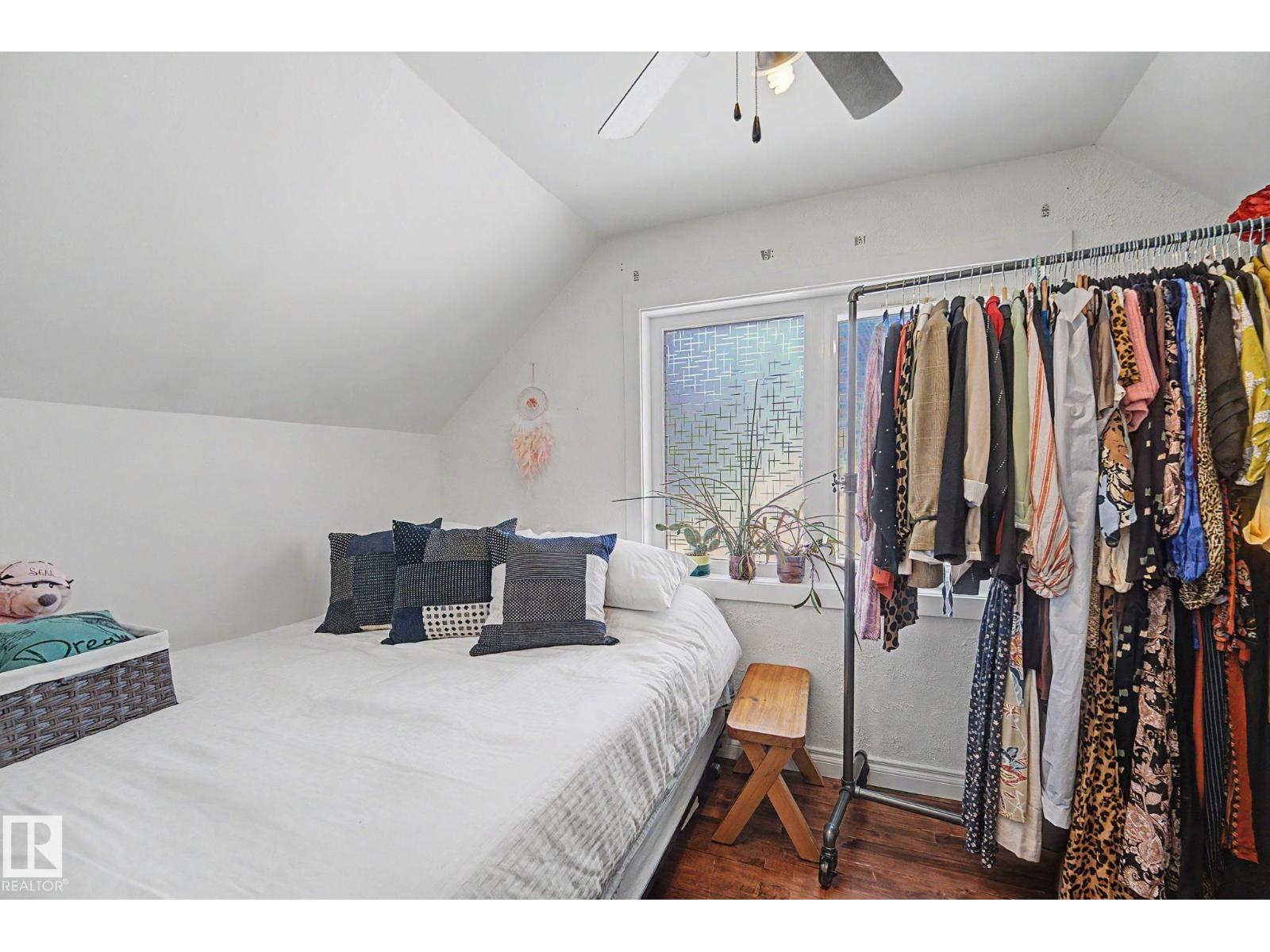 12131 126 ST NW - 22