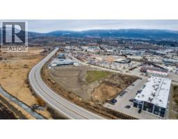 5480 Anderson Way, Vernon, BC V1T9V2 Photo 8