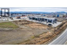 5480 Anderson Way, Vernon, BC V1T9V2 Photo 10