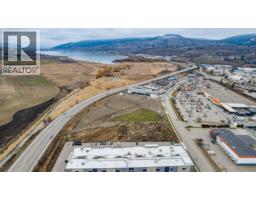 5480 Anderson Way, Vernon, BC V1T9V2 Photo 14