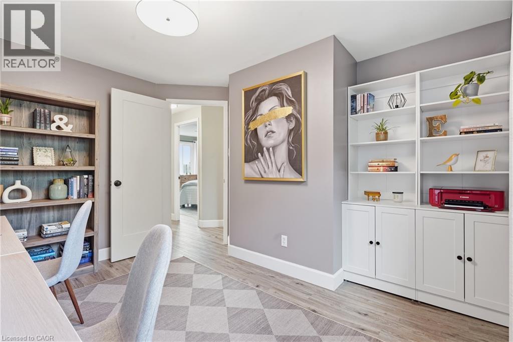 563 WESTVALE Drive - Image 22