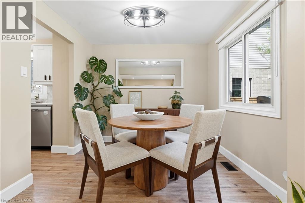 563 WESTVALE Drive - Image 10