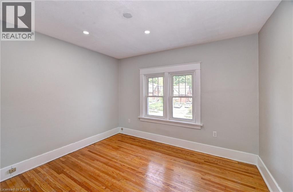 147 COURTLAND Avenue E - Image 20