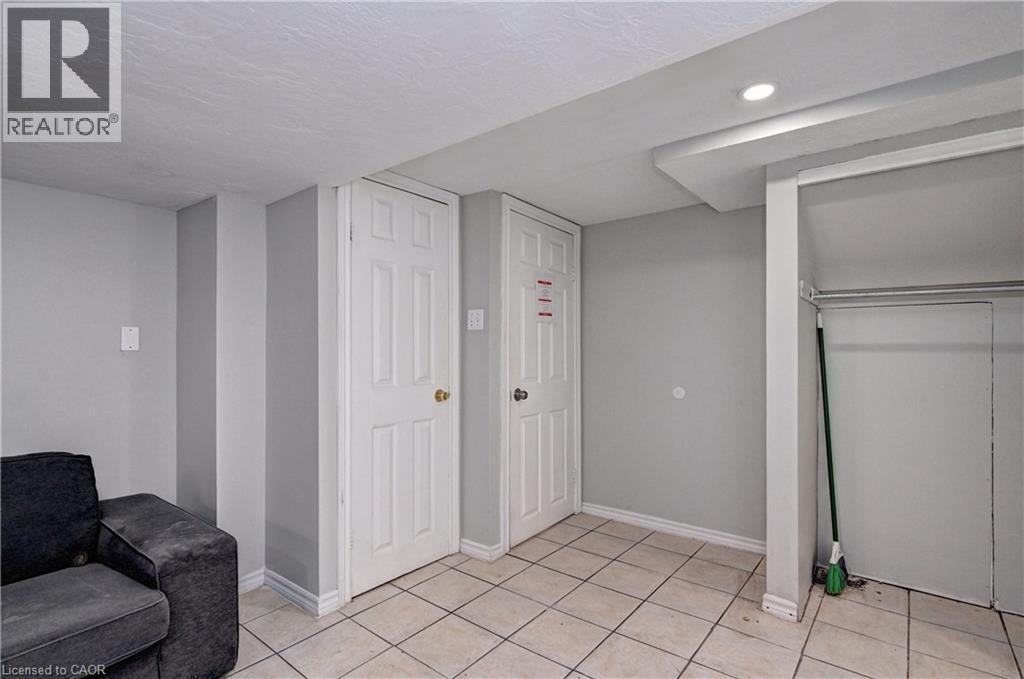 147 COURTLAND Avenue E - Image 33