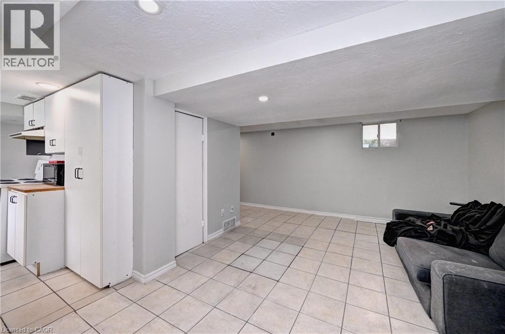 147 COURTLAND Avenue E - Image 36