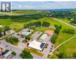 514 & 526 Windsor Avenue Nw, Diamond Valley, AB T0L2A0 Photo 16
